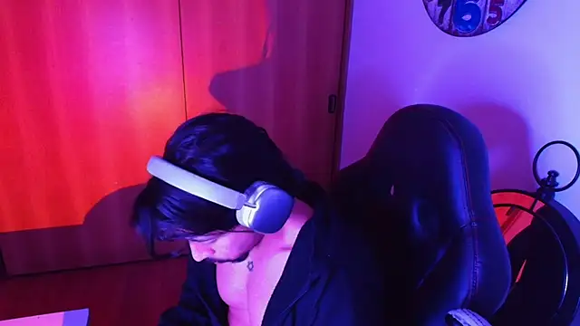 josemeirelesfox online show from October 2025 02:34:01 AM