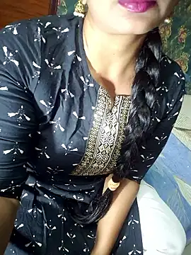 Snapshot of Shalini_telugu09 chatting on June 2026 12:43:02 PM Shalini telugu09 online show from June 2026 12:43:02 PM