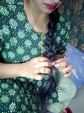 Snapshot of Shalini_telugu09 chatting on June 2026 03:55:01 PM Shalini telugu09 online show from June 2026 03:55:01 PM