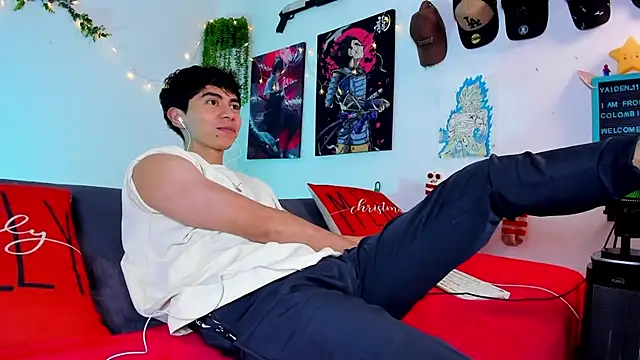 Snapshot of Yaiden_11 chatting on November 2025 01:33:01 PM Yaiden 11 online show from November 2025 01:33:01 PM