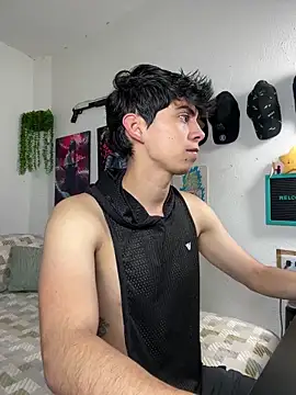 Snapshot of Yaiden_11 chatting on December 2025 09:55:01 AM Yaiden 11 online show from December 2025 09:55:01 AM