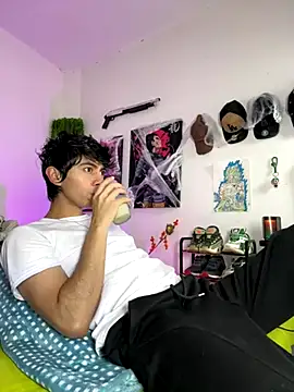 Snapshot of Yaiden_11 chatting on October 2025 10:05:02 AM Yaiden 11 online show from October 2025 10:05:02 AM