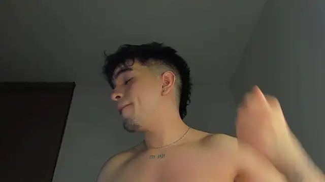 cmzo  online show from November 2025 01:37:01 AM