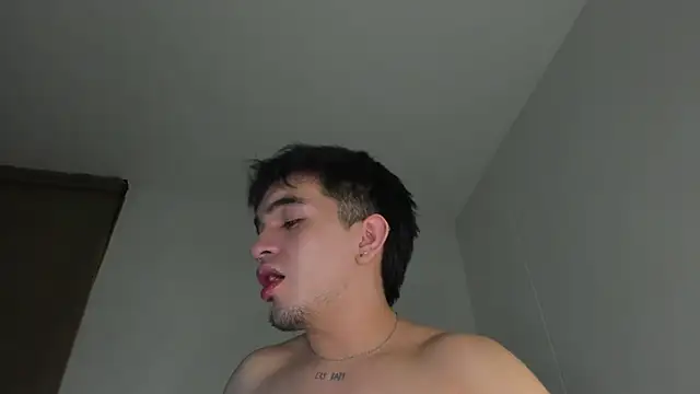 cmzo  online show from October 2025 12:53:01 AM