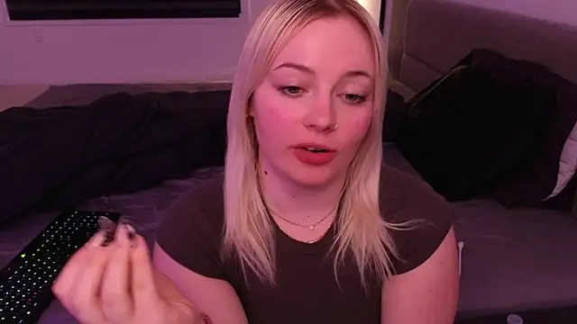 margot robbie7 online show from January 2026 12:25:01 AM