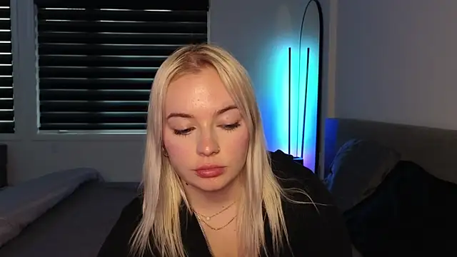 margot robbie7 online show from October 2025 10:08:02 PM