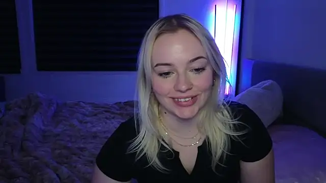 margot robbie7 online show from November 2025 11:49:01 PM