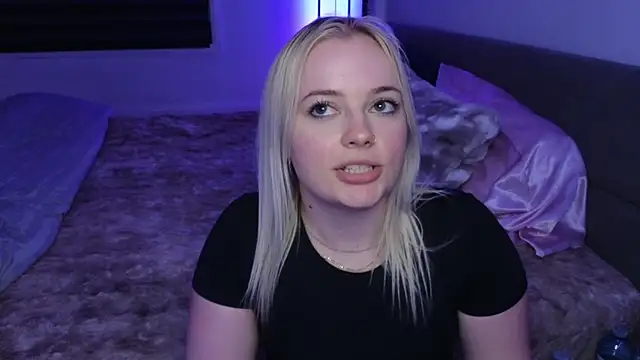 margot robbie7 online show from February 2026 12:54:01 AM