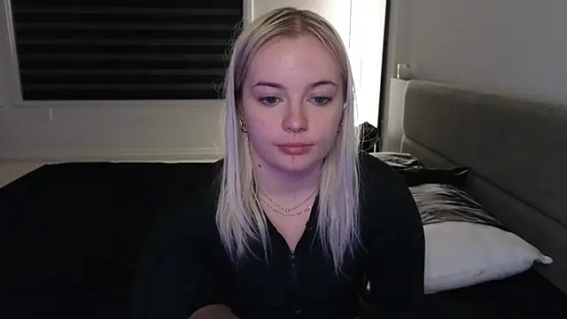 margot robbie7 online show from November 2025 11:08:02 PM