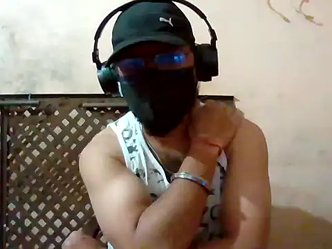 Snapshot of indori_guy chatting on April 2026 12:11:02 PM indori guy online show from April 2026 12:11:02 PM