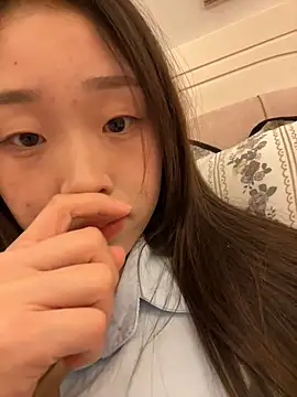 Snapshot of Minnie-66 chatting on March 2025 12:01:02 PM Minnie-66 online show from March 2025 12:01:02 PM