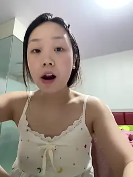 Snapshot of Minnie-66 chatting on September 2025 10:44:02 AM Minnie-66 online show from September 2025 10:44:02 AM