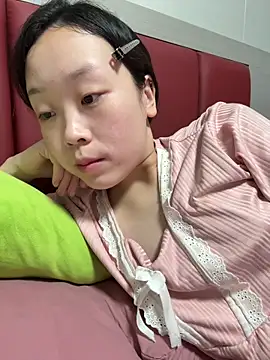 Snapshot of Minnie-66 chatting on October 2025 11:45:02 AM Minnie-66 online show from October 2025 11:45:02 AM