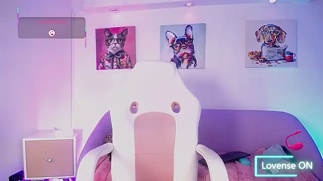 SamyJhomson online show from December 2025 04:06:01 AM