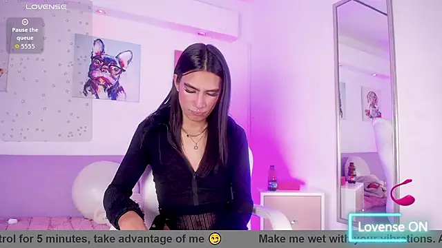 SamyJhomson online show from January 2026 03:46:01 AM