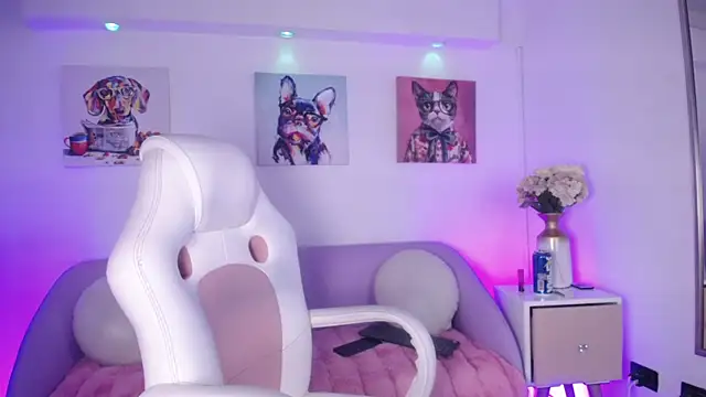 SamyJhomson online show from December 2025 03:27:01 AM