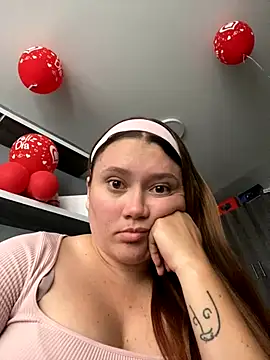 sophikinley online show from September 2025 04:13:02 PM