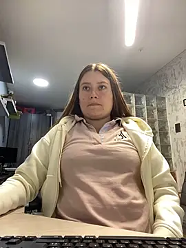 sophikinley online show from November 2025 07:29:01 AM