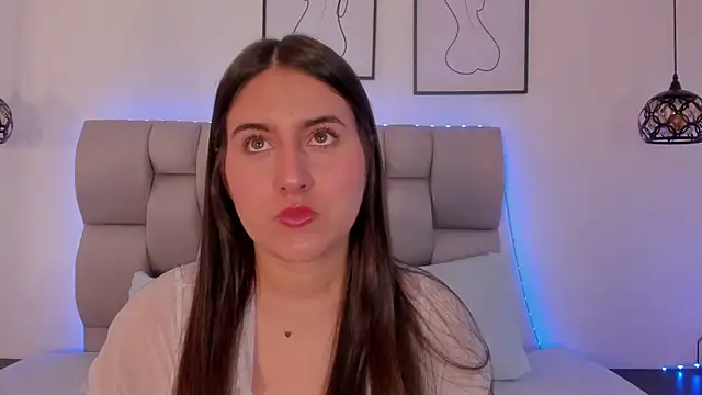 Hanna Evans   online show from February 2026 12:49:01 PM