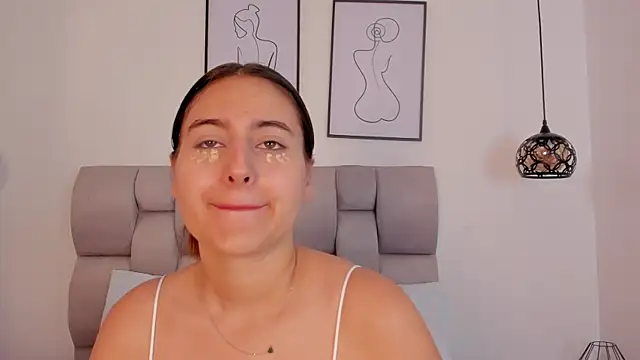 Hanna Evans   online show from October 2025 12:28:01 PM