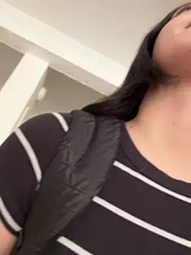 Rebbecawhite meow online show from February 2026 03:44:01 PM