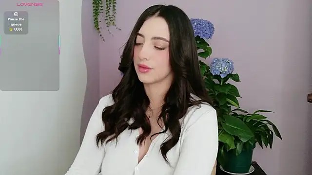 Rebbecawhite meow online show from February 2026 08:00:02 PM