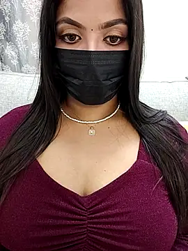 Snapshot of Tamil_hot_whiskey_girl chatting on September 2025 03:19:02 PM Tamil hot whiskey girl online show from September 2025 03:19:02 PM