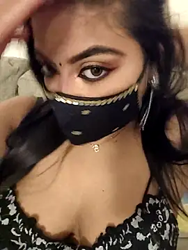 Tamil hot whiskey girl online show from February 2026 11:33:01 PM