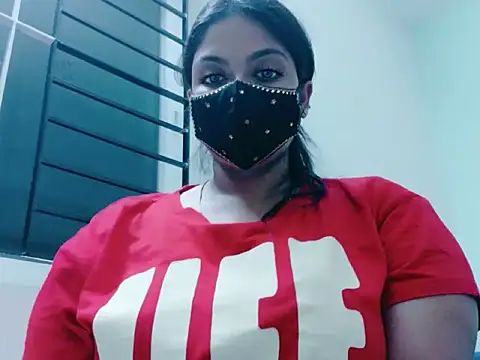 Tamil hot whiskey girl online show from May 2026 06:32:02 PM