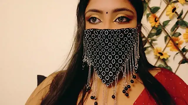 Tamil hot whiskey girl online show from May 2026 04:39:01 PM