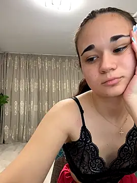 18teengirl3 online show from October 2025 11:00:01 AM