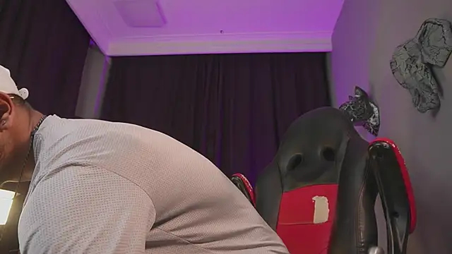 Colstorw  online show from December 2025 10:03:01 AM