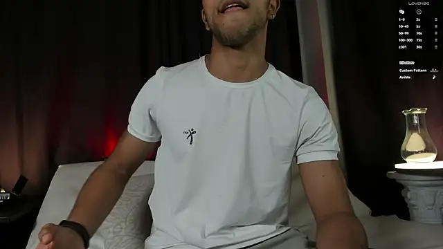 Colstorw  online show from November 2025 10:26:02 AM