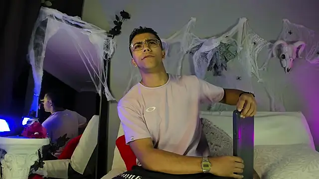 Colstorw  online show from October 2025 10:36:01 AM