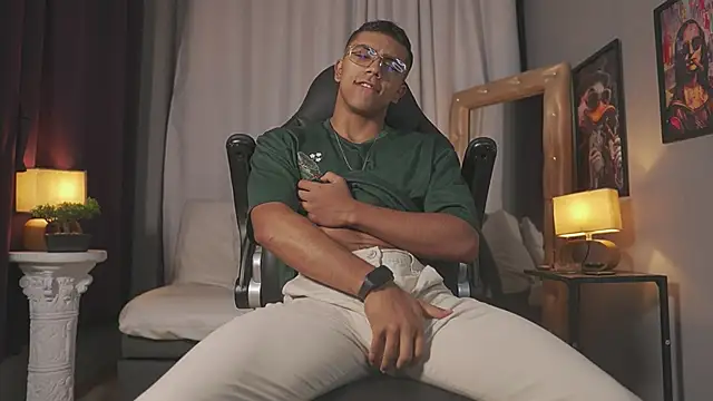 Colstorw  online show from April 2026 10:06:01 AM