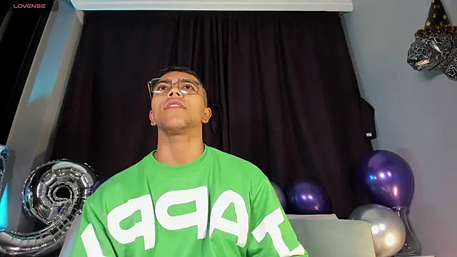 Colstorw  online show from November 2025 10:30:01 AM