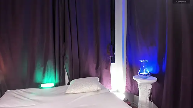 Colstorw  online show from November 2025 10:16:02 AM