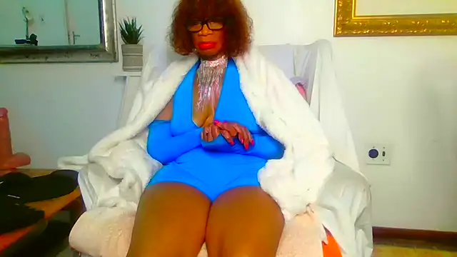 ModelZoee online show from July 2026 06:07:02 PM