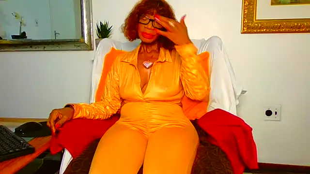 ModelZoee online show from May 2026 08:35:02 AM