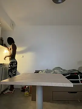 Renoirmonter online show from January 2026 07:17:02 PM