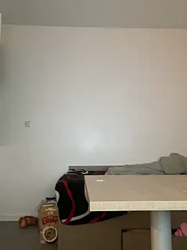 Renoirmonter online show from October 2025 12:20:01 AM