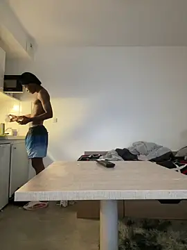 Renoirmonter online show from March 2026 04:58:02 PM