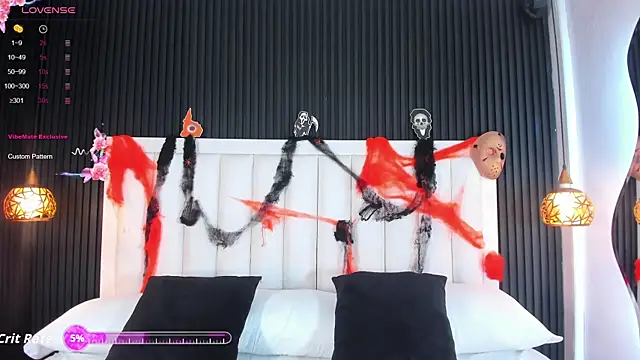 Snapshot of MartinaGracex chatting on October 2025 11:05:01 PM MartinaGracex online show from October 2025 11:05:01 PM