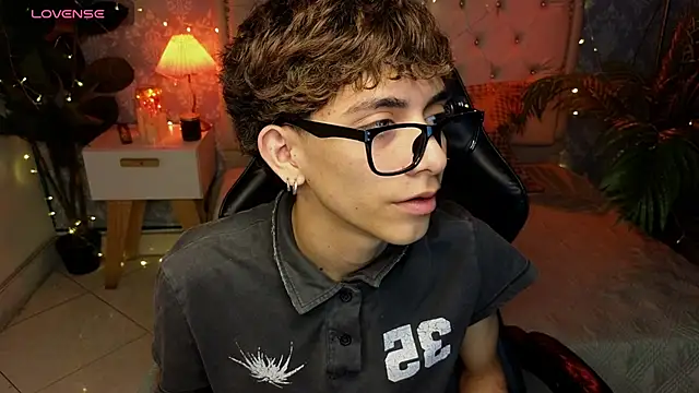 Matty Sparkk online show from March 2026 01:11:02 PM