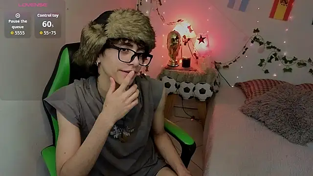 Matty Sparkk online show from June 2026 01:38:01 PM