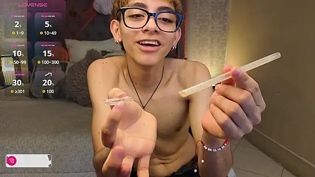 Matty Sparkk online show from October 2025 02:05:02 PM