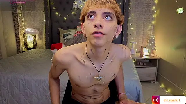 Matty Sparkk online show from December 2025 02:00:02 PM