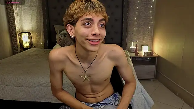 Matty Sparkk online show from December 2025 01:54:02 PM