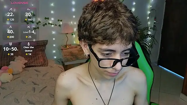 Matty Sparkk online show from April 2026 01:05:02 PM