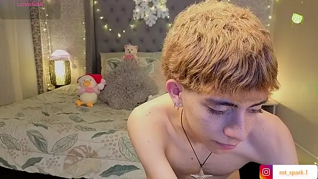 Matty Sparkk online show from December 2025 02:34:01 PM